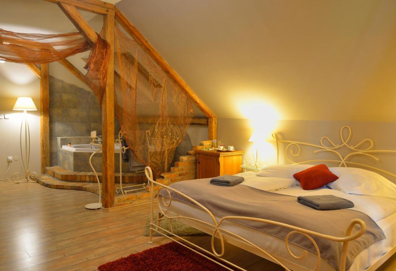 Hotel Via Ironia Vysoké Mýto 外观 照片