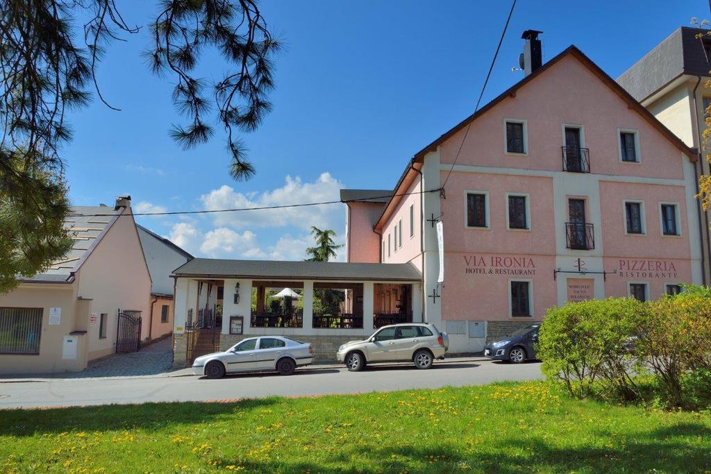 Hotel Via Ironia Vysoké Mýto 外观 照片