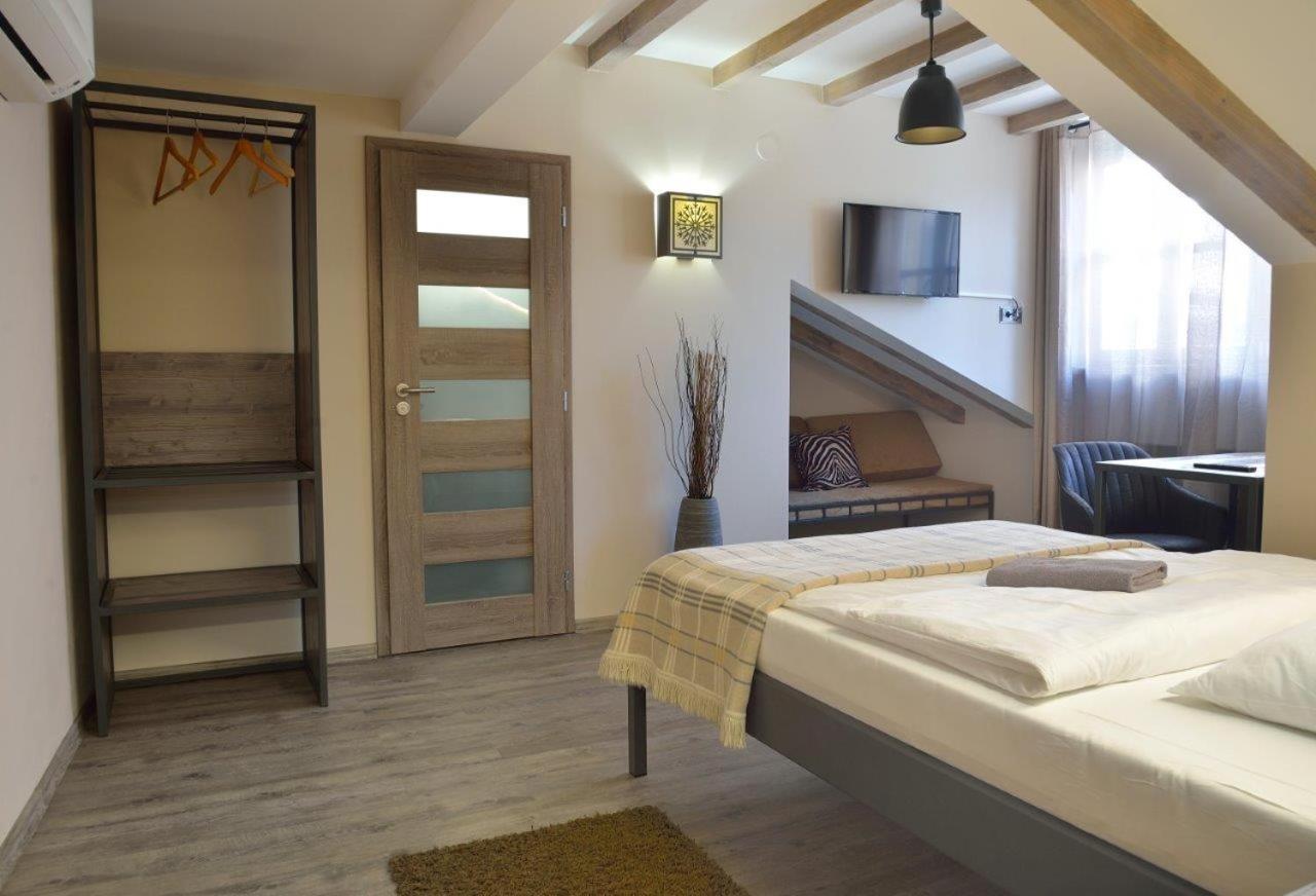 Hotel Via Ironia Vysoké Mýto 外观 照片